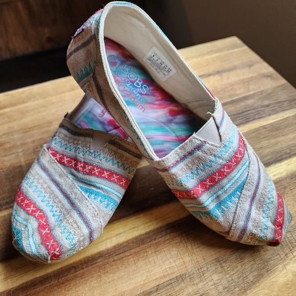 Bobs Skechers Plush Lil Fox Aztec Canvas Slip On Shoe, Size 6 - Picture 3 of 11